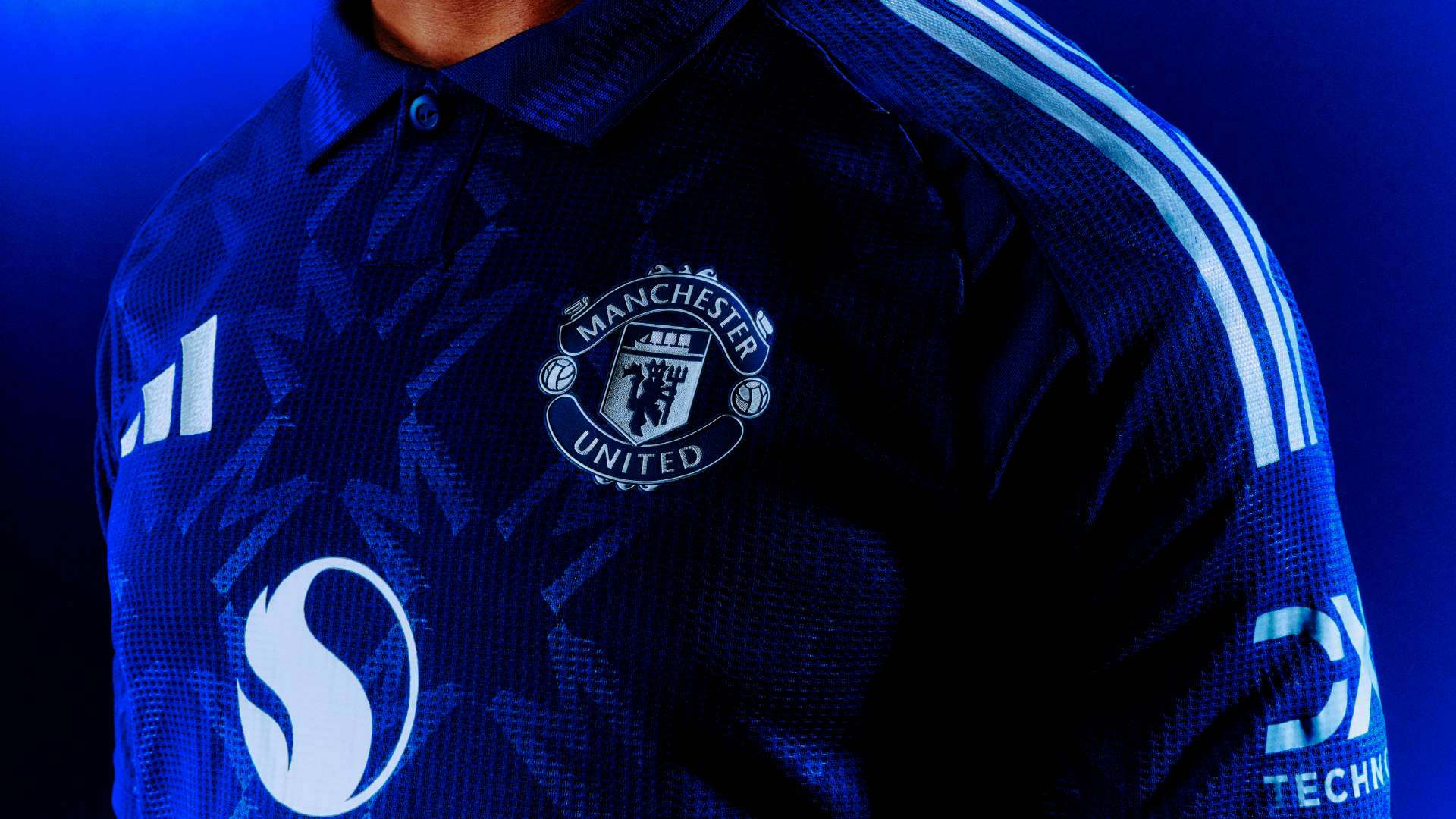 蜕变惊艳！霍伊伦从14场0球到6场7球，曼联新星强势崛起